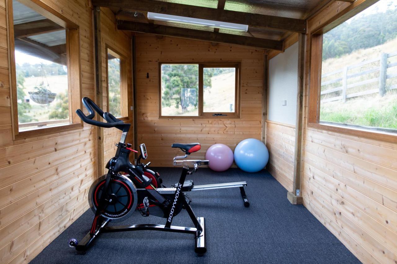 Woodland Bay Retreat-Hot Tub,Sauna And Bayview Hamptons Retreat Lymington Экстерьер фото