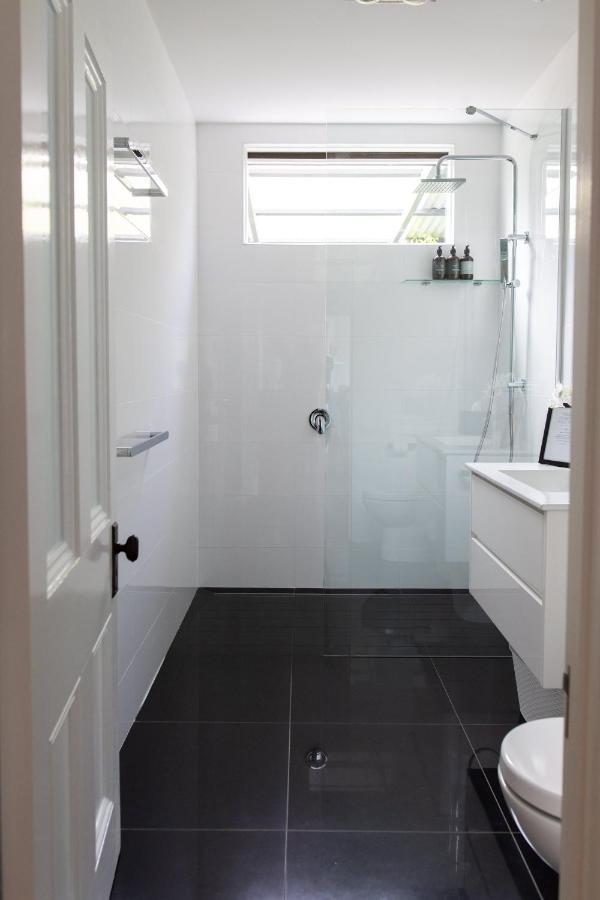 Woodland Bay Retreat-Hot Tub,Sauna And Bayview Hamptons Retreat Lymington Экстерьер фото