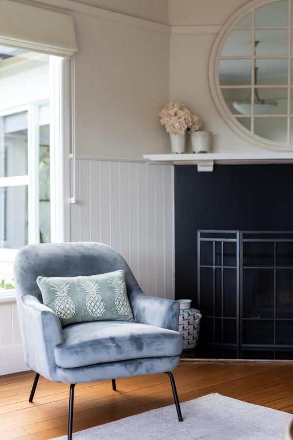 Woodland Bay Retreat-Hot Tub,Sauna And Bayview Hamptons Retreat Lymington Экстерьер фото