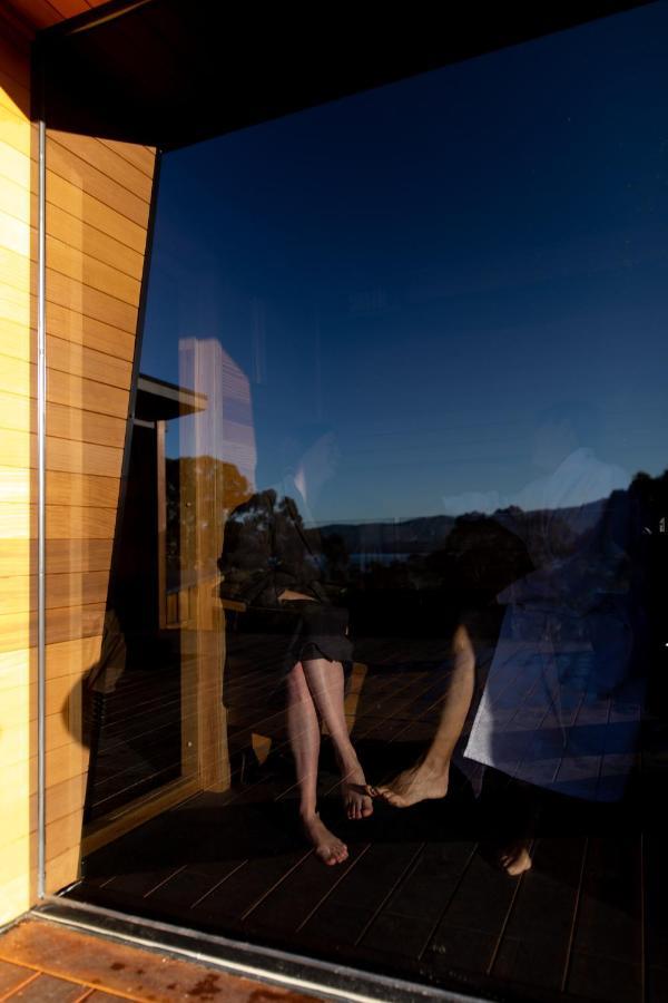 Woodland Bay Retreat-Hot Tub,Sauna And Bayview Hamptons Retreat Lymington Экстерьер фото