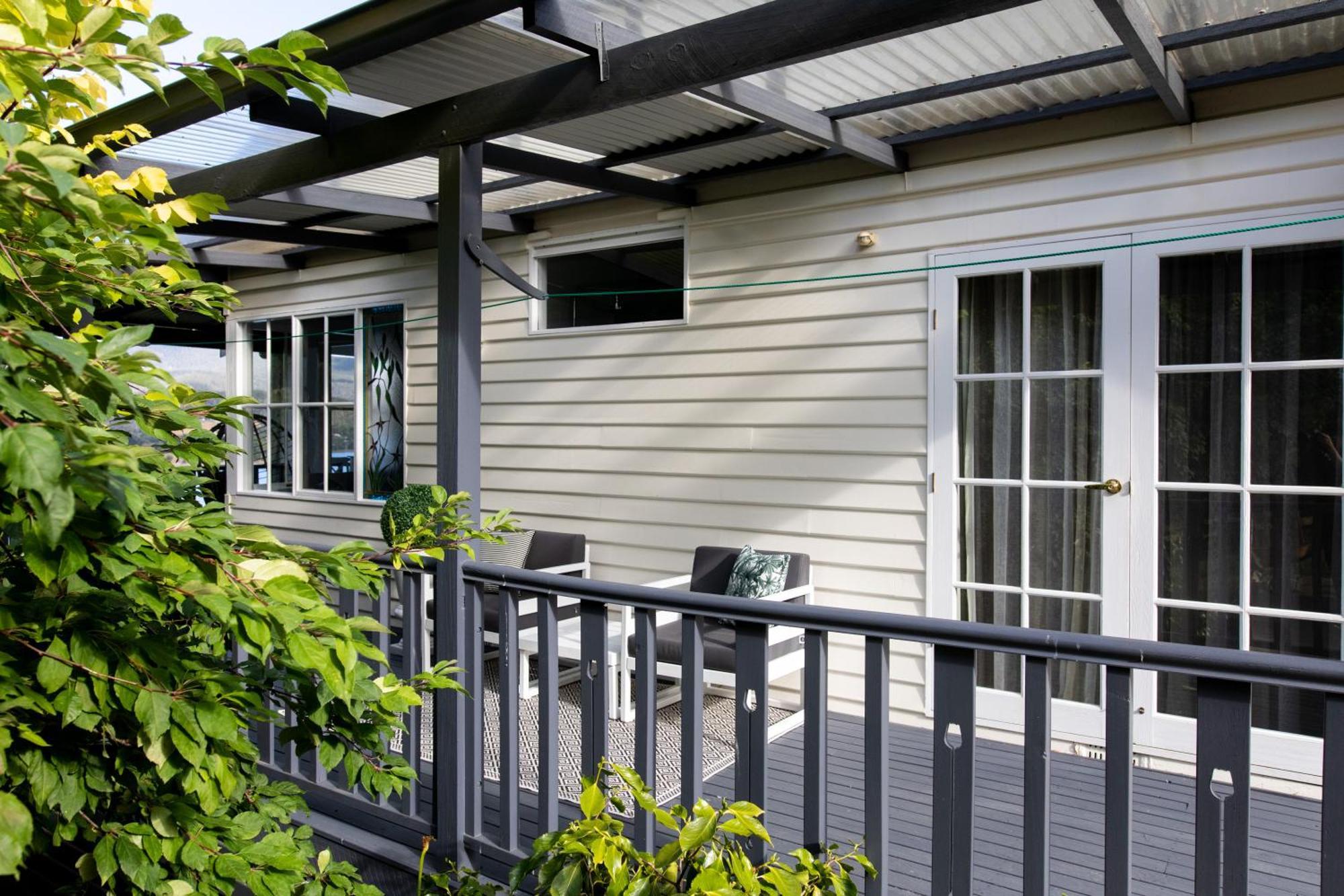 Woodland Bay Retreat-Hot Tub,Sauna And Bayview Hamptons Retreat Lymington Экстерьер фото